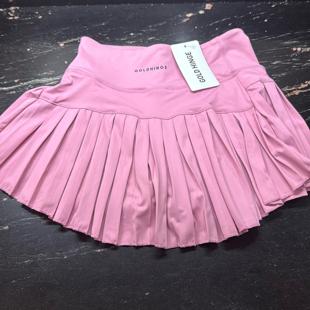 NWT xs gold hinge pleated tennis skirt